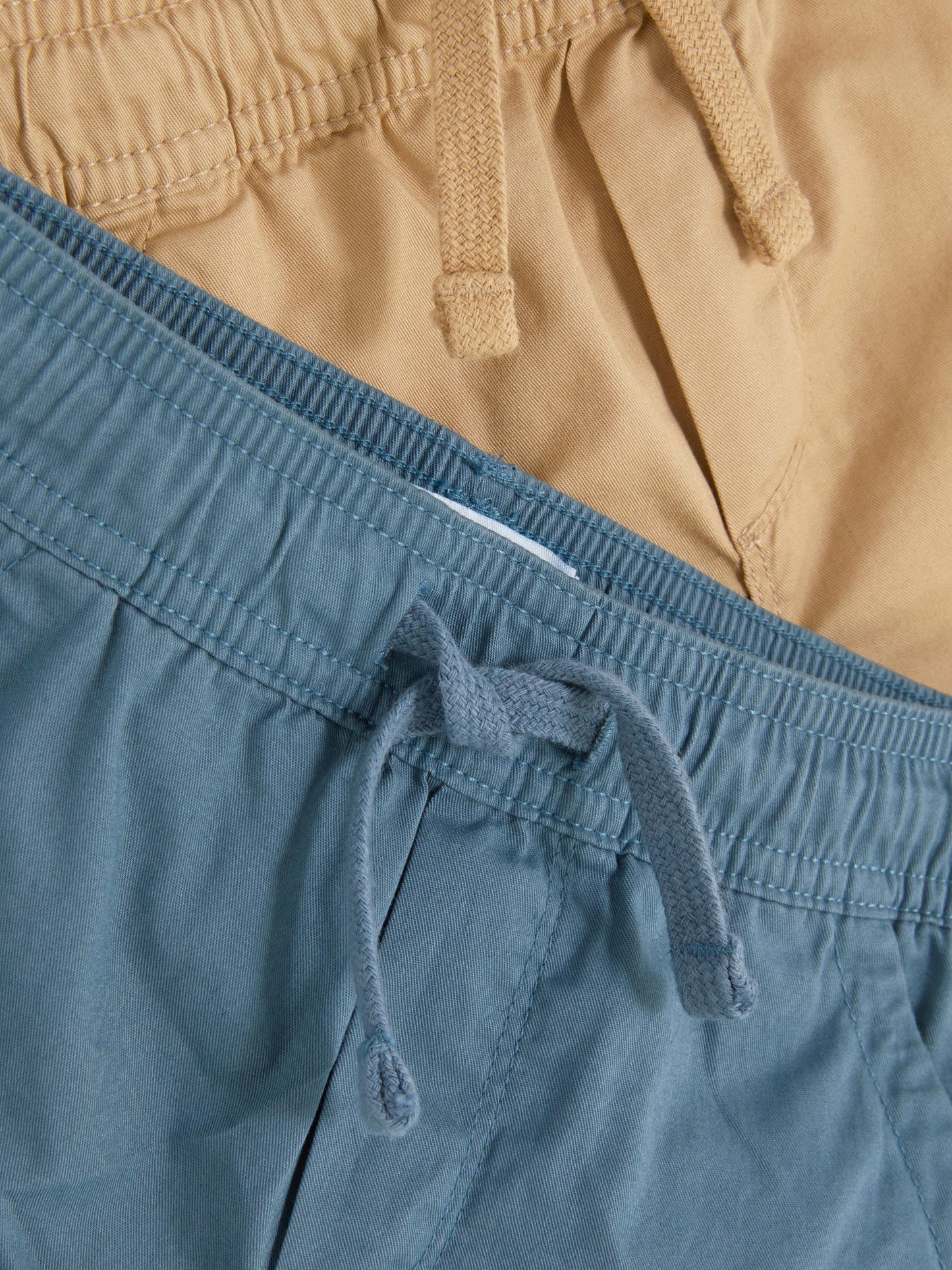 Par de Shorts Tierra